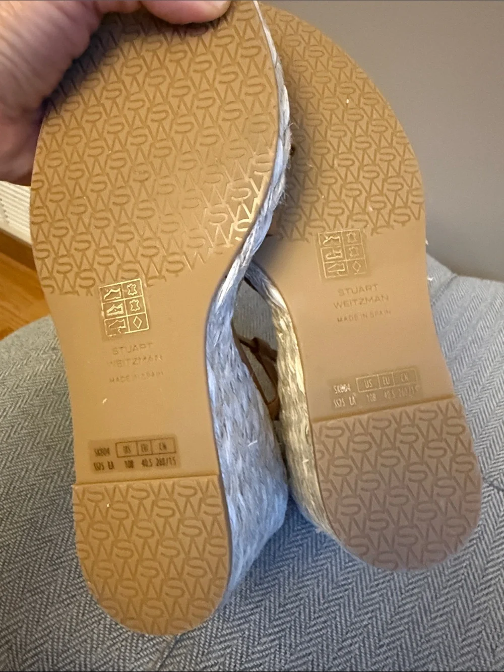 Stuart Weitzman Georgie Leather Wedge Sandals - Picture 8 of 8